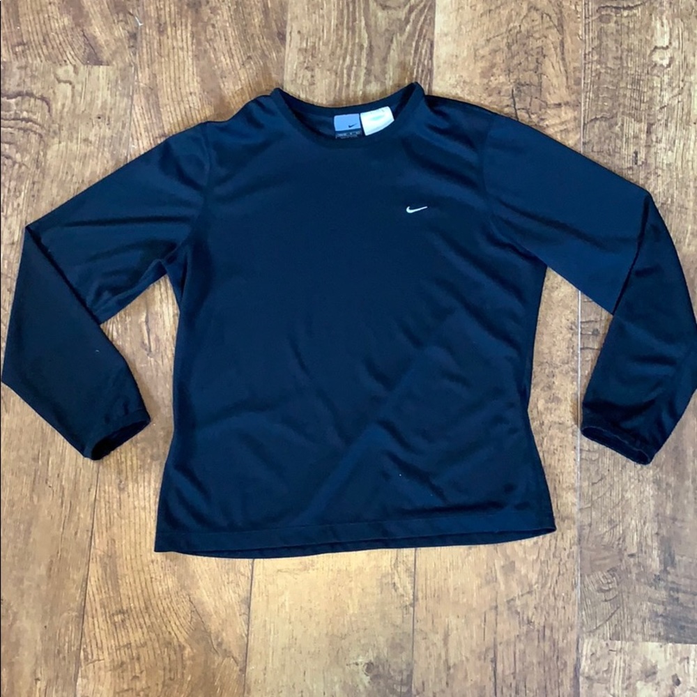 BRAND NEW❗️Women’s Nike under shirt!